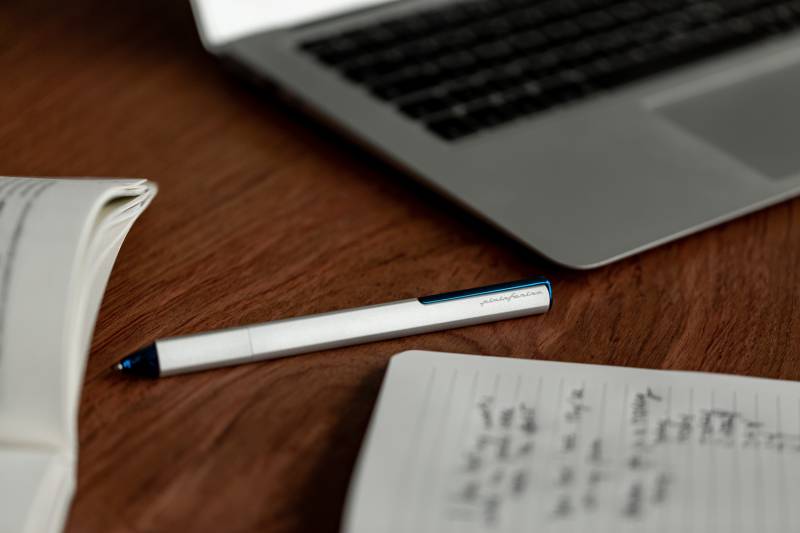 Шариковая ручка PININFARINA PF One SILVER /BLUE