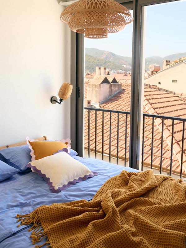 Чехол на подушку с контрастным кантом  из коллекции trendy ruffles, 40х40 см