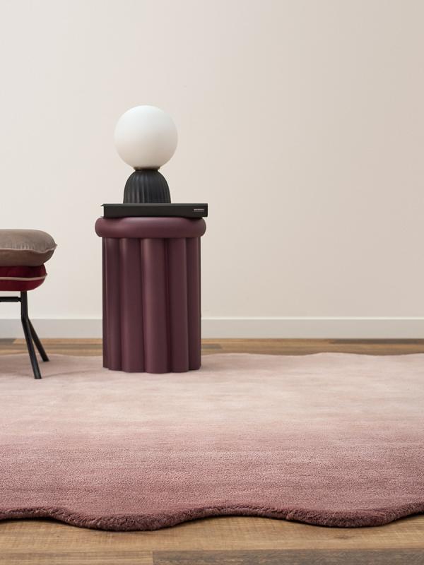 Ковер из шерсти over horizon цвета марсала из коллекции trendy ruffles