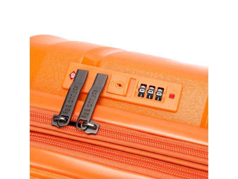 Чемодан В Отпуск, 38 л