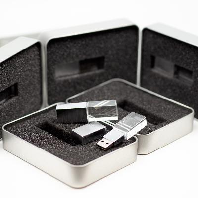 Футляр для флеш накопителя металлический, размер 11,5*8,5 см