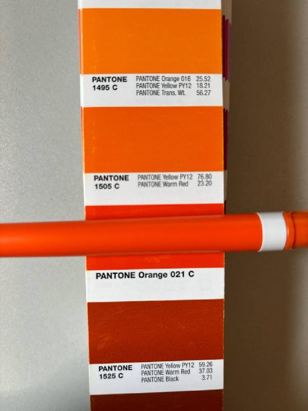 Ручка шариковая пластиковая Ravena Color