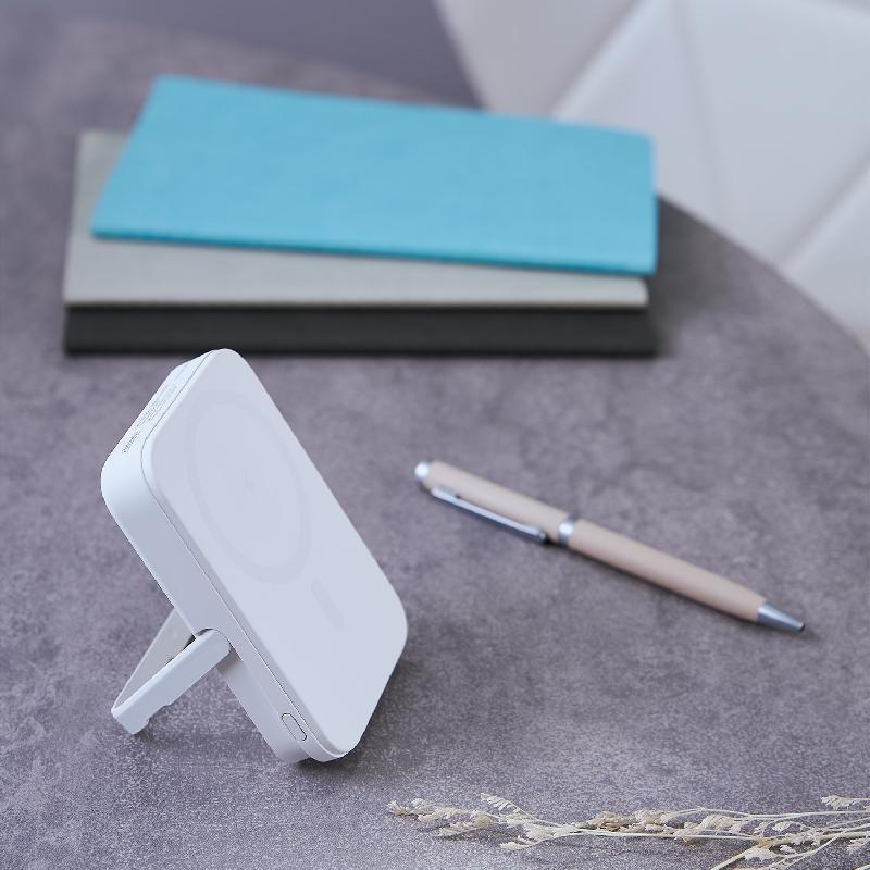 Внешний аккумулятор Юнион PD (Union PD) 10000mAh с функцией беспроводной зарядки 15W