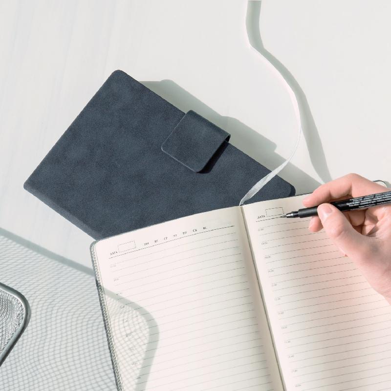 Ежедневник Риц (Ritz) недатированный, твердая обложка