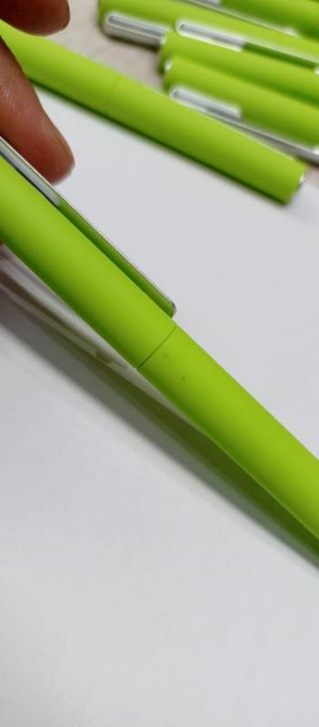 Ручка пластиковая шариковая Bon soft-touch