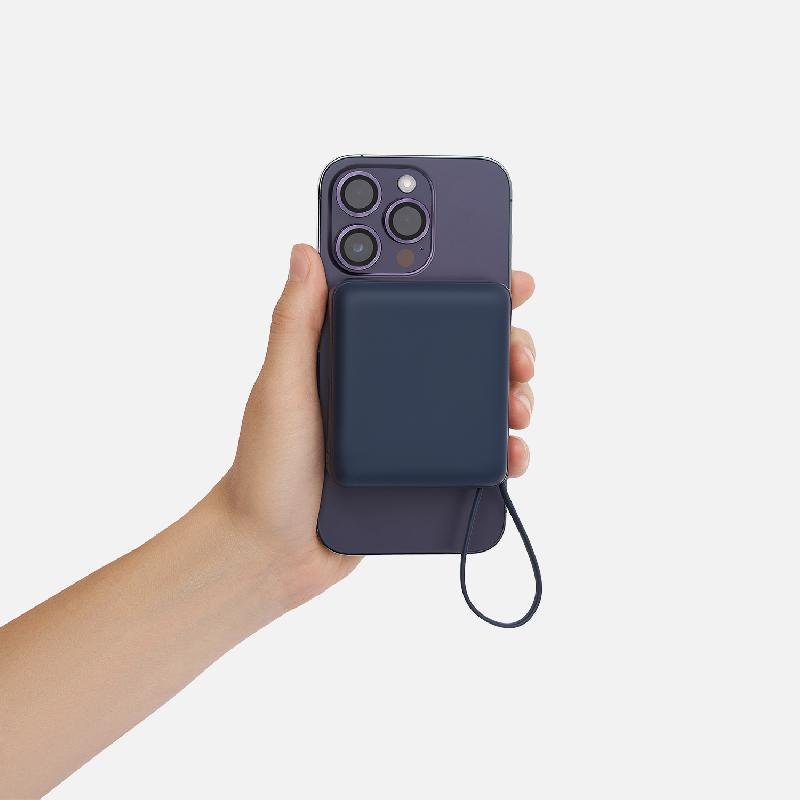 Внешний аккумулятор с подсветкой Ritter PD 10000mAh с функцией беспроводной зарядки 15W