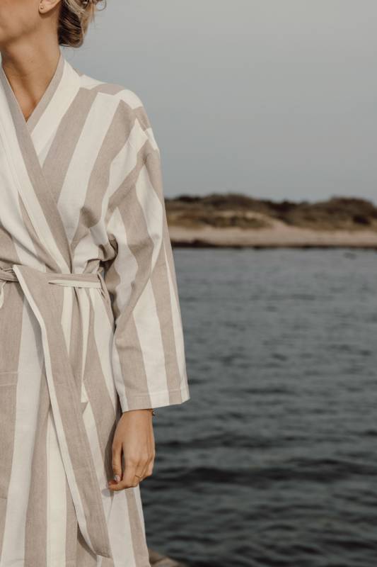 Халат VINGA Ornos из переработанного хлопка GRS, S/M