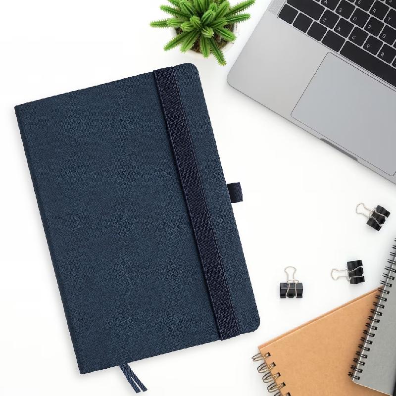 Ежедневник Flexy Line Linen А5, недатированный, в гибкой обложке, с резинкой и петлей для ручки