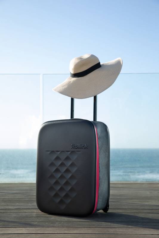 Чемодан складной Rollink Earth 55x40x20 см, 2 колеса, черный/красный