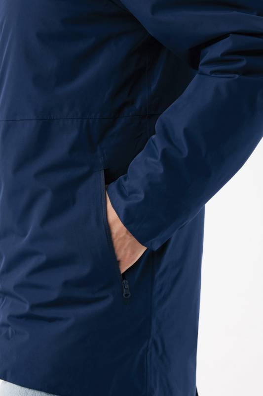 Куртка Iqoniq Thelon из переработанного полиэстера