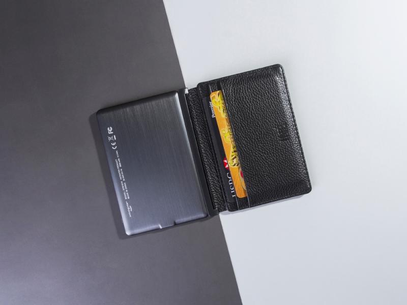 Портмоне с зарядным устройством INE, 4000 mAh