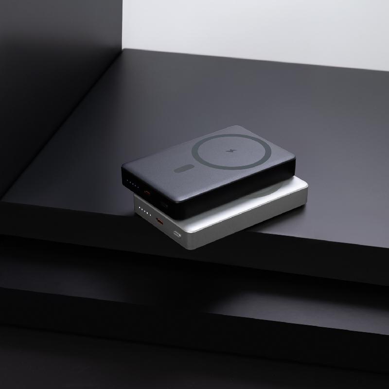 Внешний аккумулятор Atlantis PD Plus 10000mAh с функцией беспроводной зарядки 15W