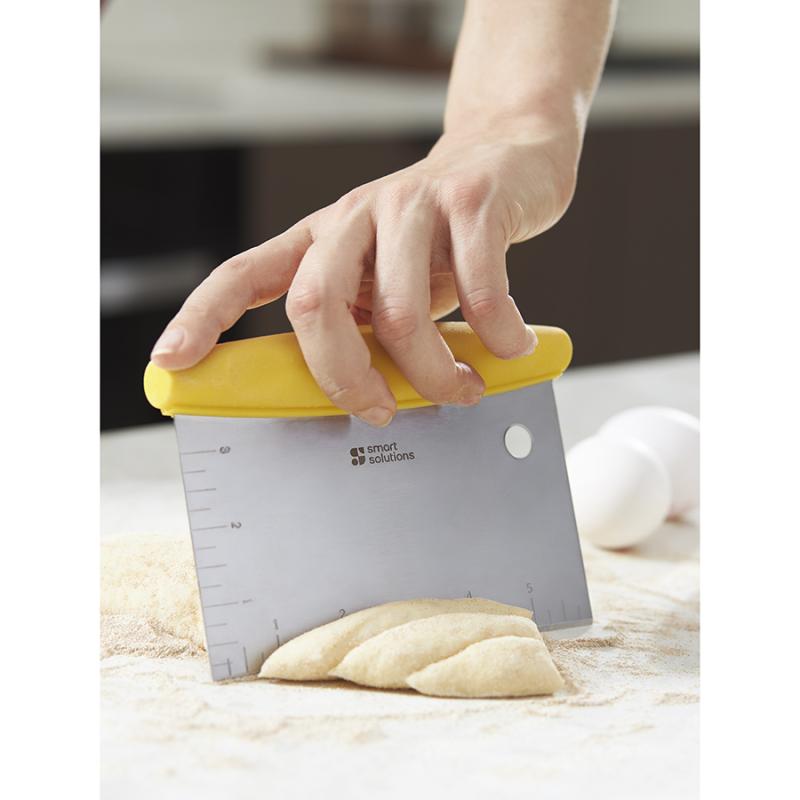 Шпательскребок кондитерский (easy cut) smart helper