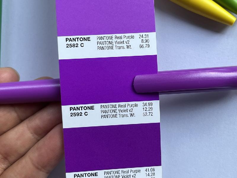 Ручка шариковая Хит, пластиковая