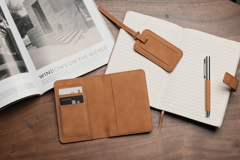 Обложка для паспорта VINGA Bosler с RFID-защитой