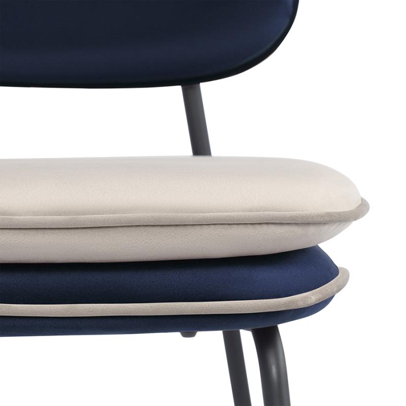 Стул полубарный с контрастным кантом pea, велюр