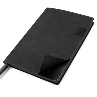 Ежедневник A5 недатированный Efemero в мягком переплёте, черно-красный