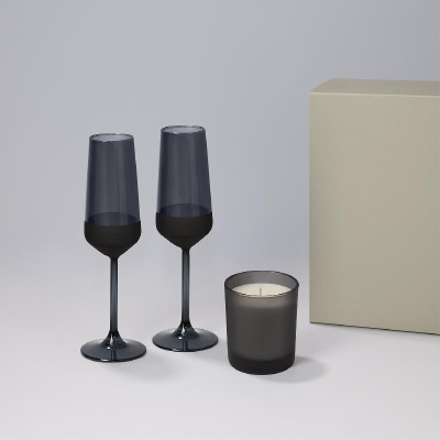 Подарочный набор свеча Enigma + 2 бокала для шампанского Black Edition в серой коробке