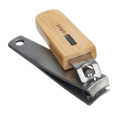 Книпсер Dewal Beauty с бамбуковой ручкой, 6 см