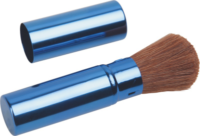 Кисть Dewal Beauty для румян в футляре ( футляр)