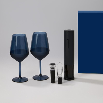 Подарочный набор 2 бокала для вина Sapphire + набор для вина с электрическим штопором Sacramento, в синей коробке