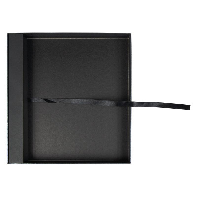 Коробка подарочная,  Solution Superior, размер 23,8*22,3*3,7 см